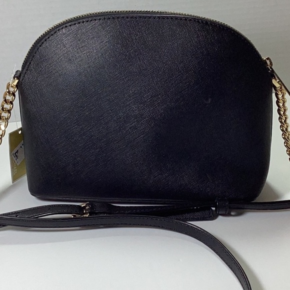 MICHAEL KORS
Medium Jet Set Dome Crossbody Bag - Picture 5 of 7